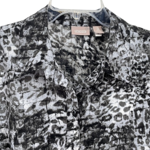 Chico’s Button Up Black/Gray Animal Print Blouse - US Sz XL/16 / Chico's Sz 3 - Picture 4 of 13